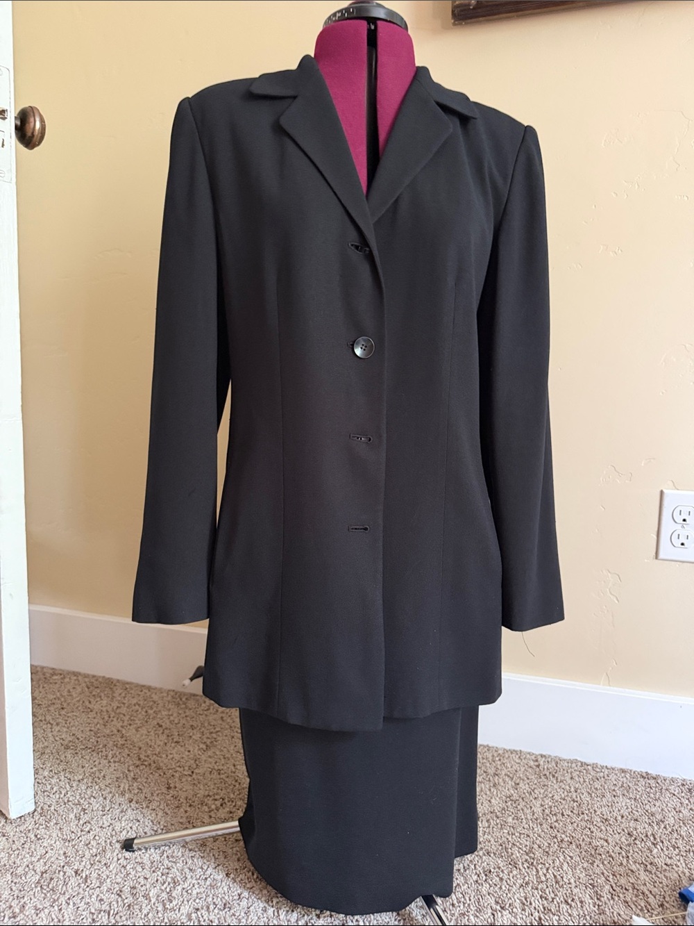 Talbots Black Women's Tailored Blazer Jacket and Slim Skirt